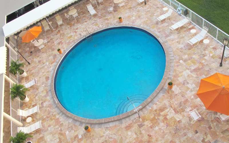 Circular Pool